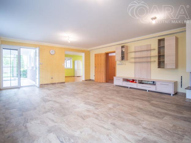 Pronájem vícegeneračního domu, Divišov, K Vodojemu, 267 m2