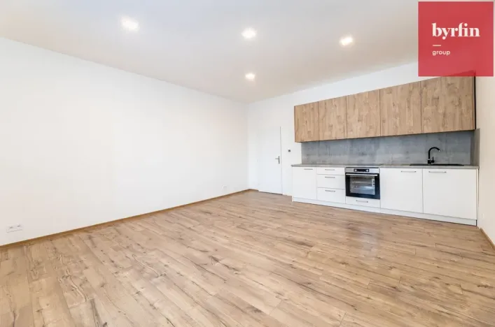 Pronájem bytu 2+kk, Velké Heraltice, Lihovarská, 51 m2