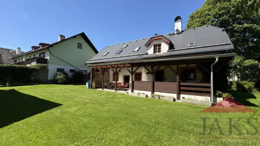 Prodej rodinného domu, Kašperské Hory - Červená, 242 m2