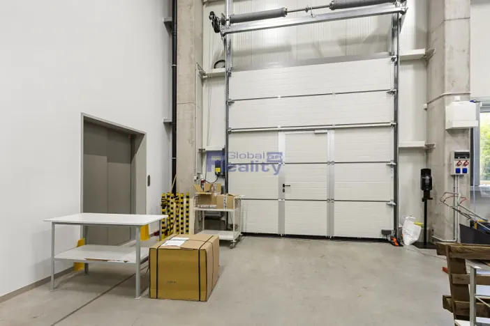 Prodej výrobních prostor, Hradec Králové, Jana Krušinky, 2133 m2