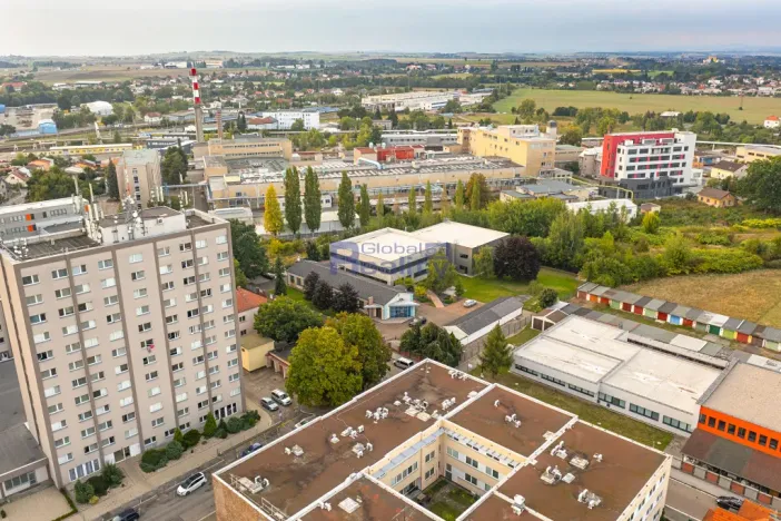 Pronájem skladu, Hradec Králové, Jana Krušinky, 1613 m2