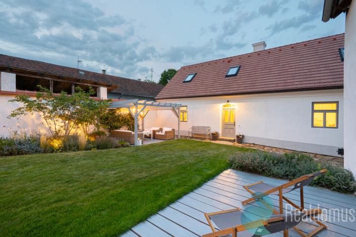 Prodej historického objektu, Záhoří - Jamný, 159 m2