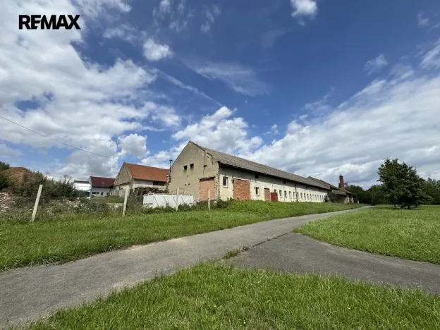 Prodej skladu, Věžky, 2322 m2