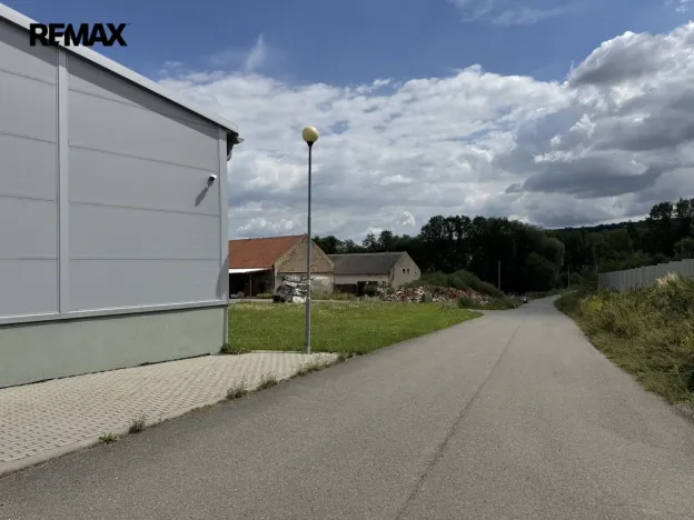 Prodej skladu, Věžky, 2322 m2