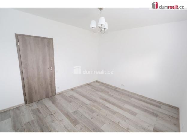 Pronájem rodinného domu, Sibřina, Fazolová, 152 m2