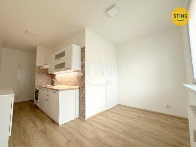 Pronájem bytu 2+1, Třebíč, Spojenců, 52 m2