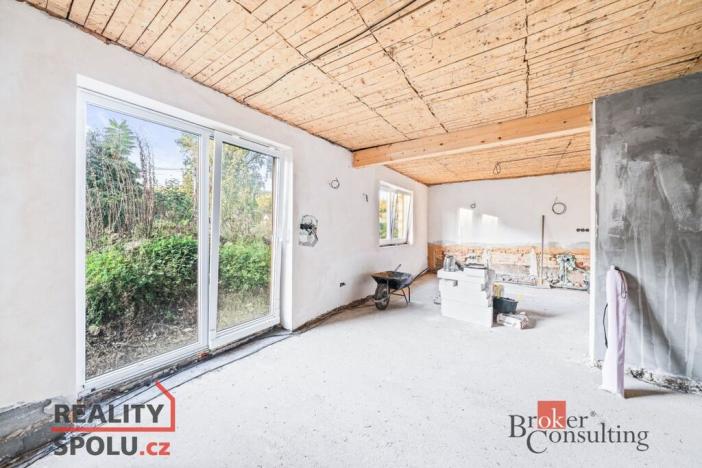 Prodej rodinného domu, Hrádek, U koupaliště, 235 m2