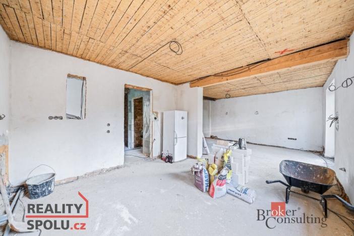 Prodej rodinného domu, Hrádek, U koupaliště, 235 m2