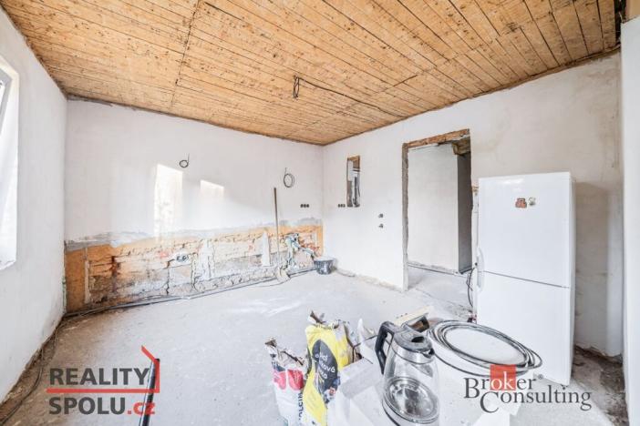 Prodej rodinného domu, Hrádek, U koupaliště, 235 m2