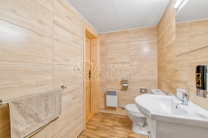 Prodej ubytování, Frenštát pod Radhoštěm, Bystré, 639 m2