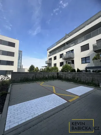 Prodej - jiné, Brno, Kumpoštova, 16 m2