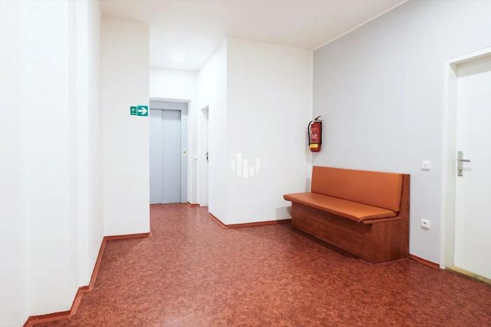 Pronájem kanceláře, Praha - Nové Město, Revoluční, 102 m2