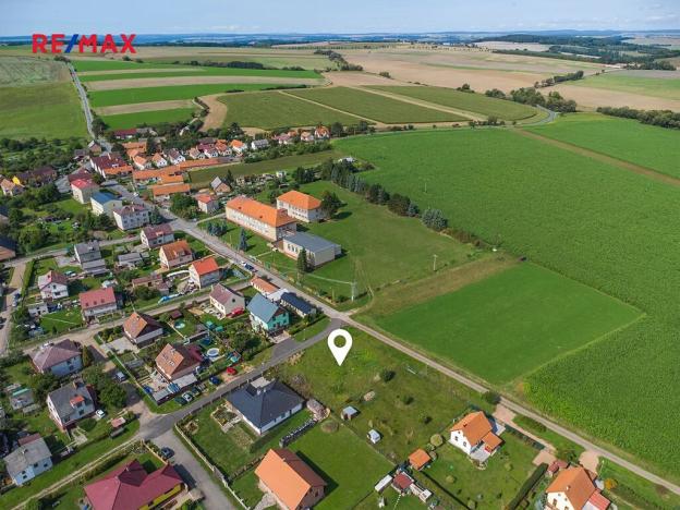 Prodej pozemku pro bydlení, Mlečice, 983 m2