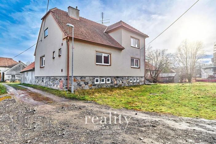 Prodej rodinného domu, Březník, 261 m2