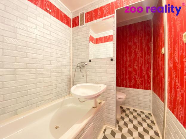 Pronájem bytu 1+1, Chomutov, Jirkovská, 36 m2