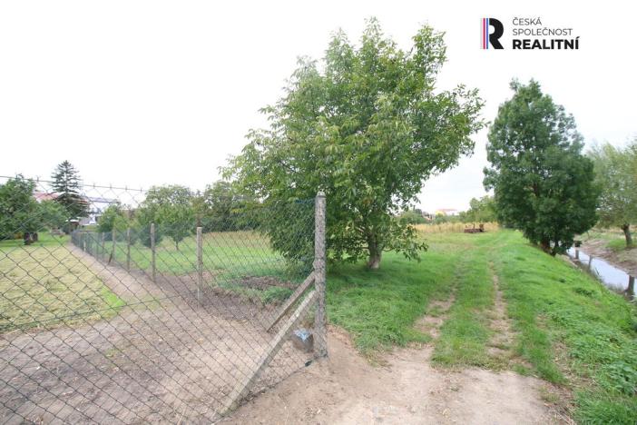 Prodej pole, Hrušovany u Brna, Vodní, 589 m2