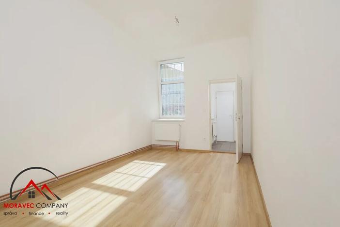 Pronájem bytu 3+1, Ostrava, Mariánskohorská, 97 m2