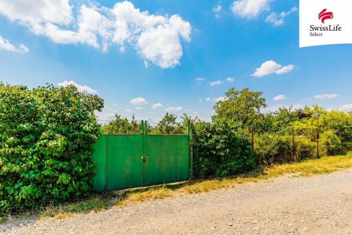 Prodej zahrady, Znojmo, 1587 m2