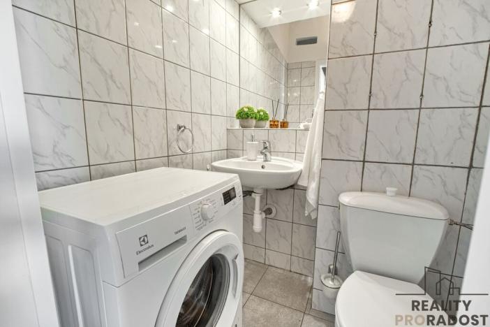 Prodej bytu 4+1, Ostrava - Poruba, náměstí Antonie Bejdové, 85 m2