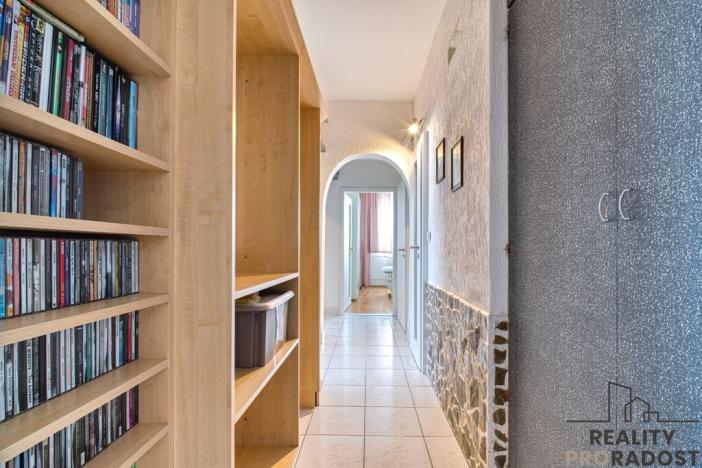 Prodej bytu 4+1, Ostrava - Poruba, náměstí Antonie Bejdové, 85 m2