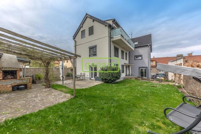 Prodej vícegeneračního domu, Praha, Hekova, 478 m2