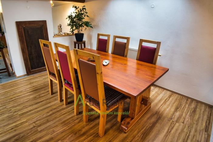 Prodej rodinného domu, Frymburk, 350 m2