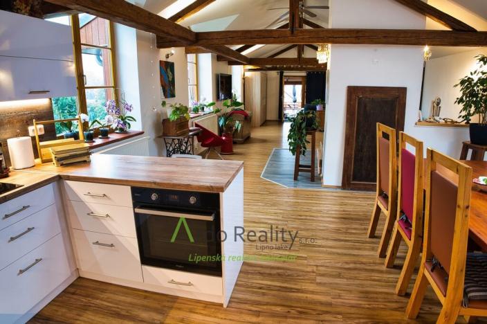 Prodej rodinného domu, Frymburk, 350 m2