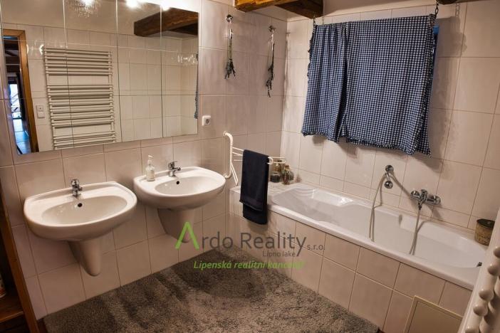 Prodej rodinného domu, Frymburk, 350 m2