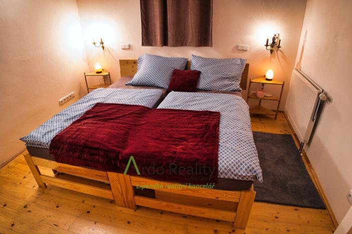 Prodej rodinného domu, Frymburk, 350 m2