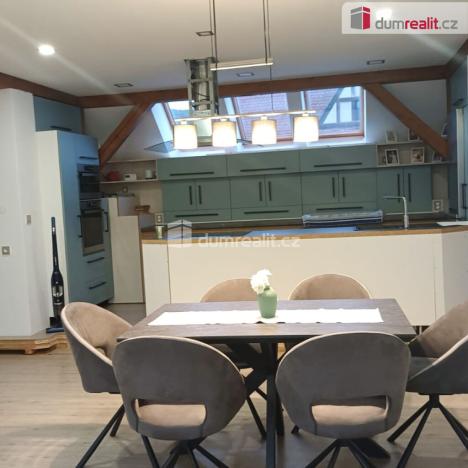 Prodej rodinného domu, Děčín - Děčín II-Nové Město, Nedbalova, 490 m2