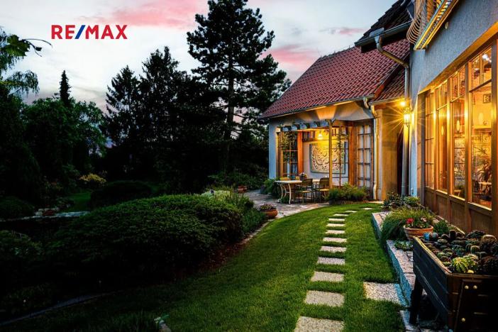 Prodej rodinného domu, Sulice, Na Křížkách, 277 m2