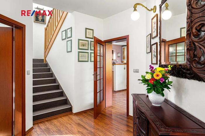 Prodej rodinného domu, Sulice, Na Křížkách, 277 m2