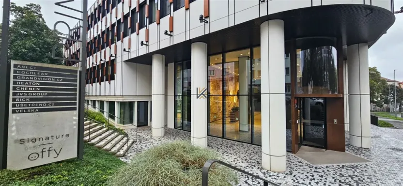 Pronájem restaurace, Praha - Nusle, Lomnického, 451 m2