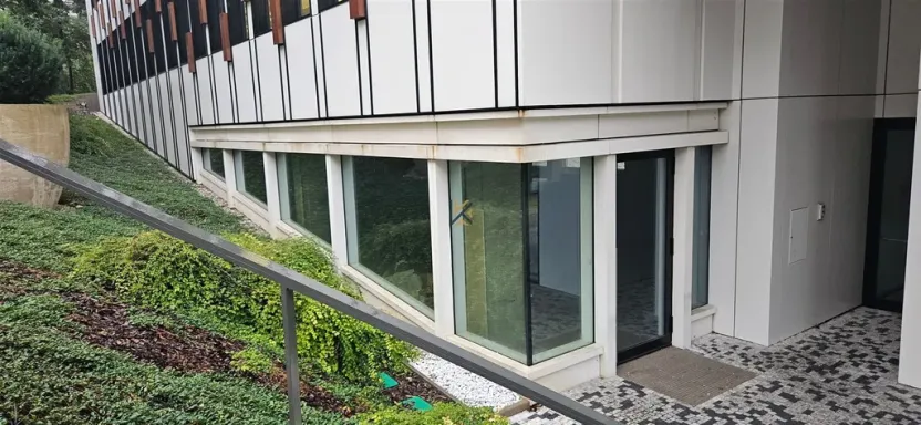 Pronájem restaurace, Praha - Nusle, Lomnického, 451 m2