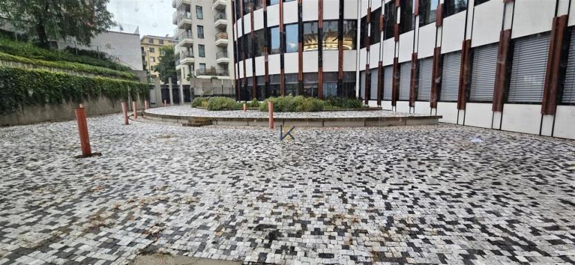 Pronájem obchodního prostoru, Praha - Nusle, Lomnického, 451 m2