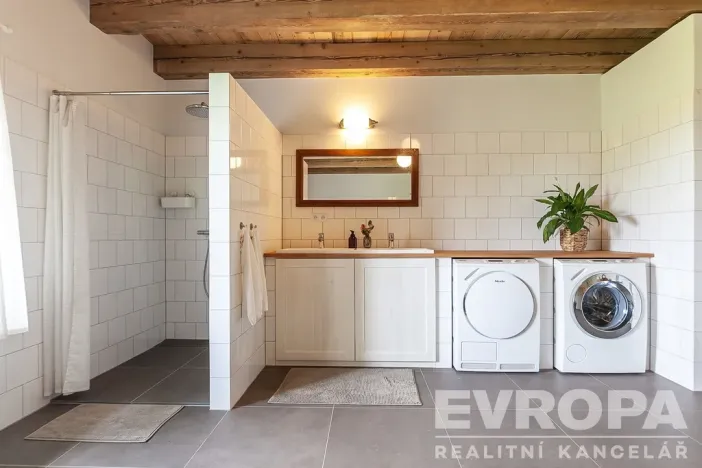 Prodej zemědělské usedlosti, Spálené Poříčí, 210 m2