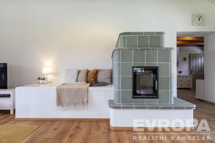 Prodej rodinného domu, Spálené Poříčí, 210 m2