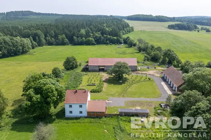 Prodej rodinného domu, Spálené Poříčí, 210 m2