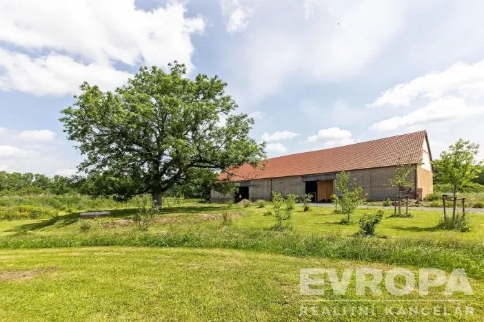 Prodej rodinného domu, Spálené Poříčí, 210 m2