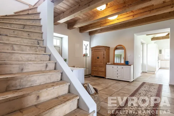 Prodej rodinného domu, Spálené Poříčí, 210 m2