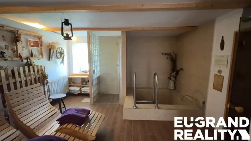 Prodej ubytování, Varnsdorf, Bratislavská, 683 m2