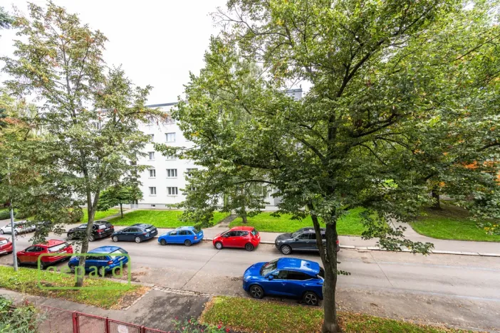 Prodej podílu 1/2 rodinného domu, Praha - Malešice, Káranská, 225 m2