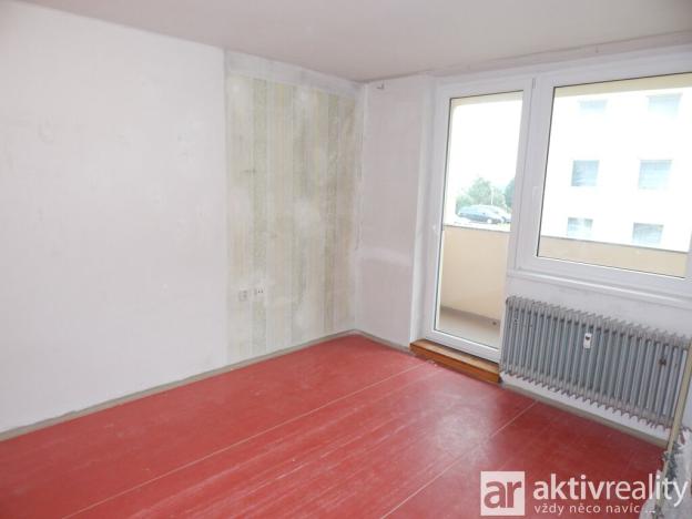 Prodej bytu 3+1, Vroutek, Na Hůrce, 65 m2