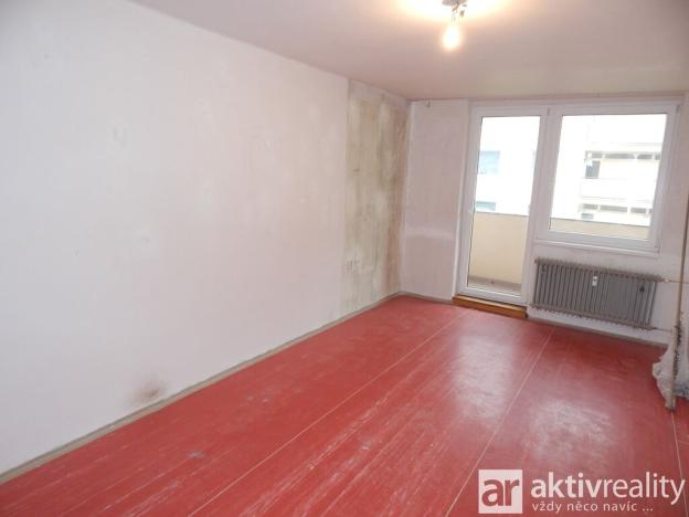 Prodej bytu 3+1, Vroutek, Na Hůrce, 65 m2