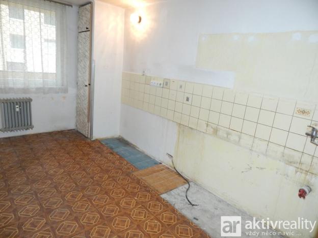 Prodej bytu 3+1, Vroutek, Na Hůrce, 65 m2