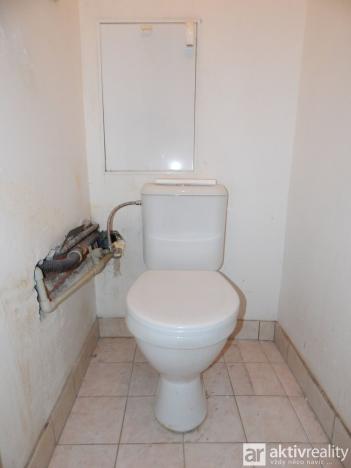 Prodej bytu 3+1, Vroutek, Na Hůrce, 65 m2