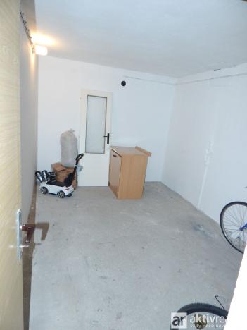 Prodej bytu 3+1, Vroutek, Na Hůrce, 65 m2