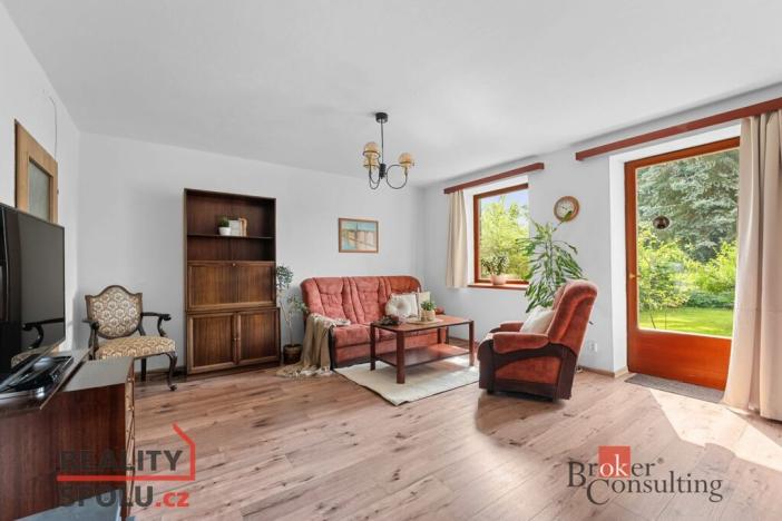 Prodej atypického bytu, Dvůr Králové nad Labem, Klazarova, 390 m2