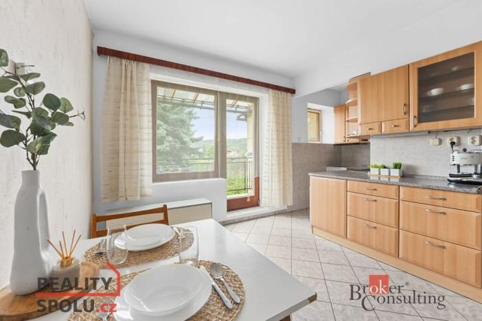 Prodej atypického bytu, Dvůr Králové nad Labem, Klazarova, 390 m2