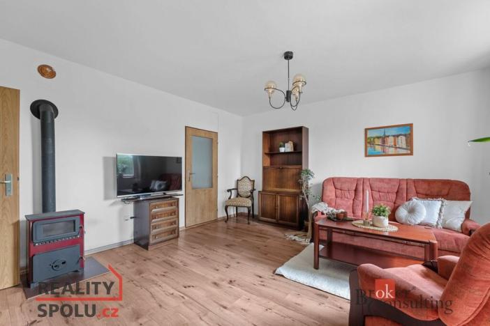 Prodej atypického bytu, Dvůr Králové nad Labem, Klazarova, 390 m2